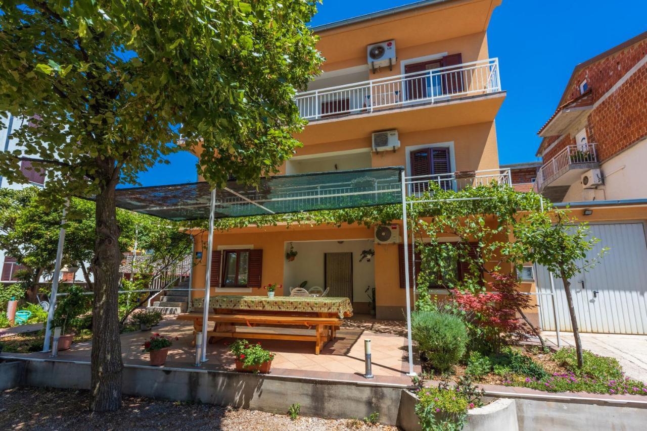 Apartments Lilin Crikvenica Exteriör bild