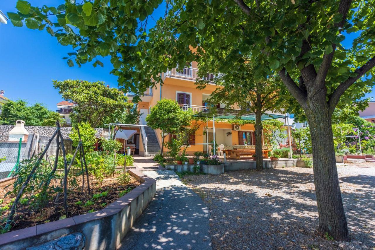 Apartments Lilin Crikvenica Exteriör bild